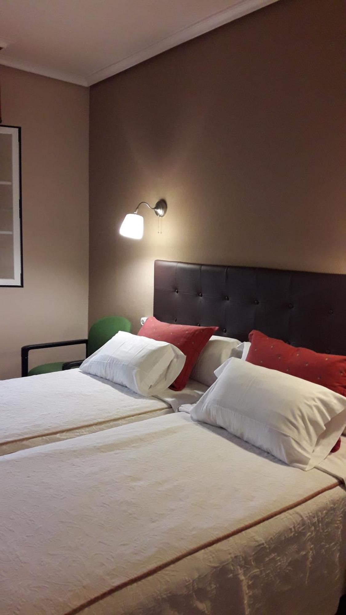 Hostal Martin - Sanabria Ribadelago المظهر الخارجي الصورة