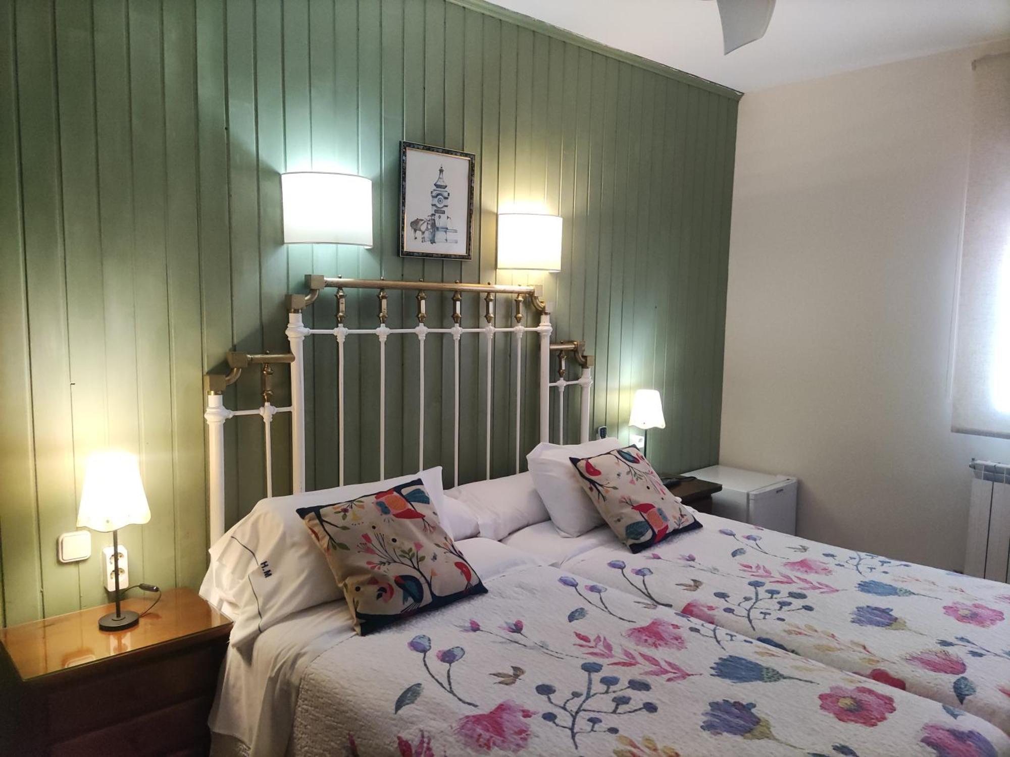 Hostal Martin - Sanabria Ribadelago المظهر الخارجي الصورة