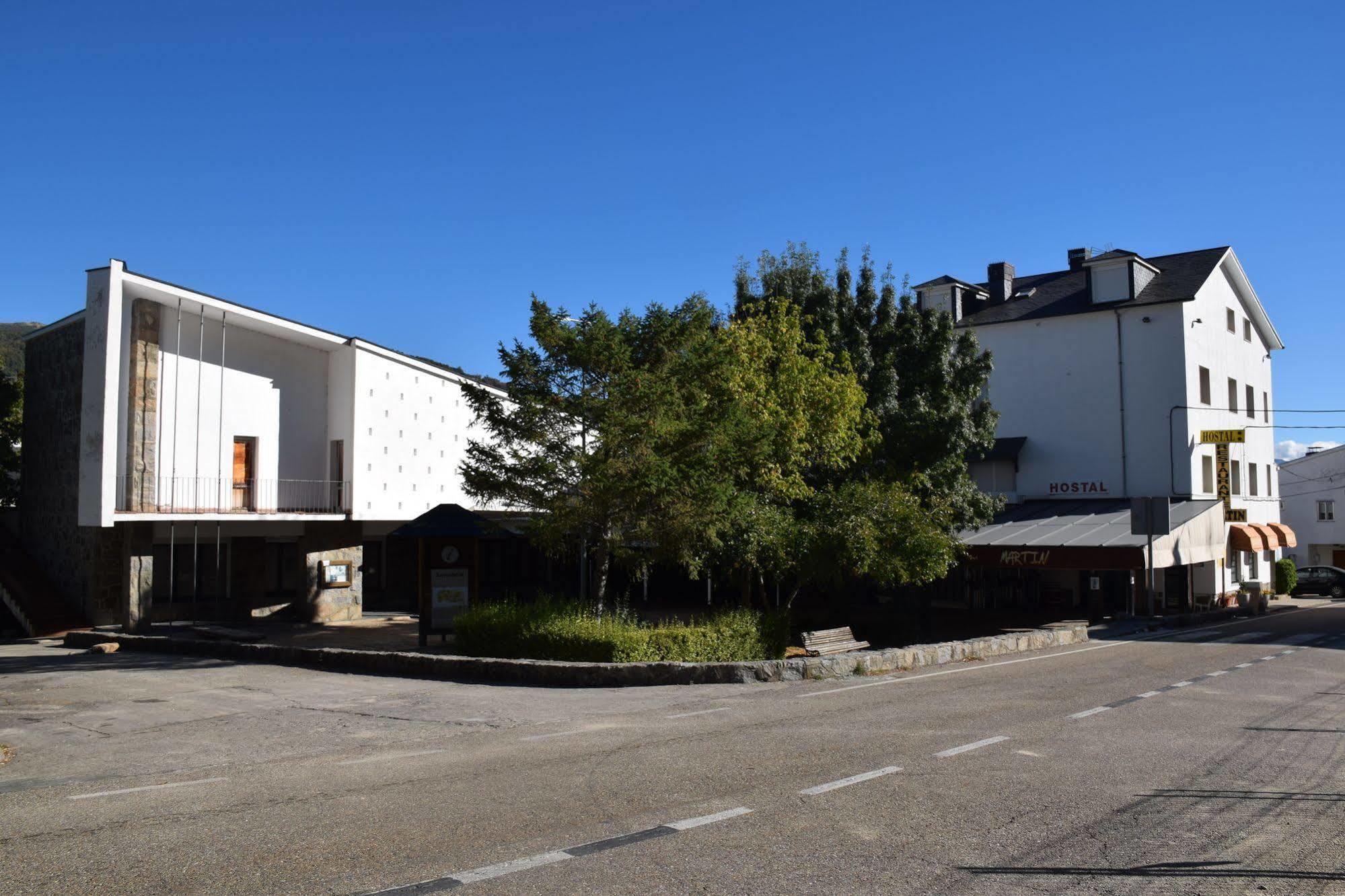 Hostal Martin - Sanabria Ribadelago المظهر الخارجي الصورة