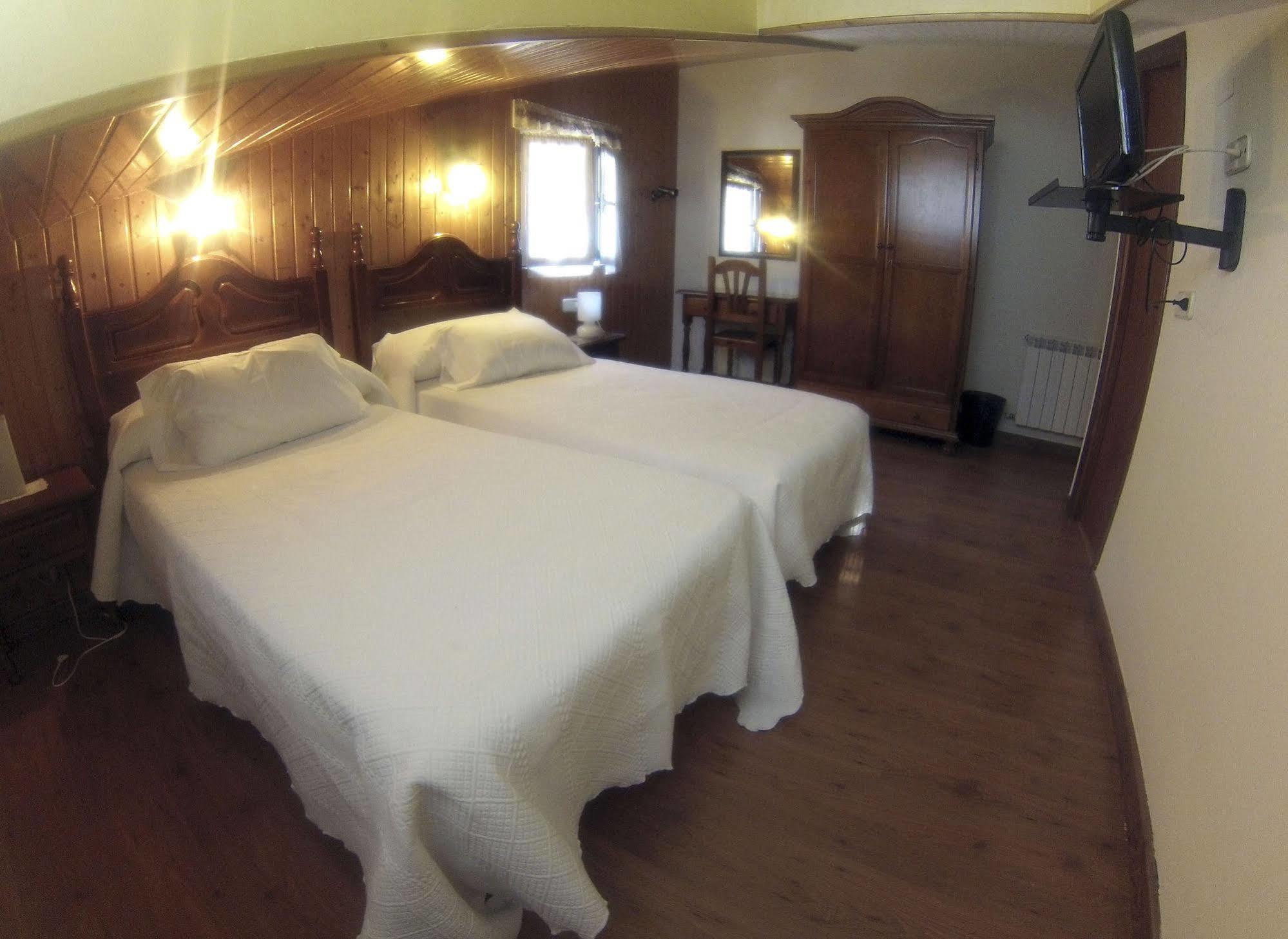 Hostal Martin - Sanabria Ribadelago المظهر الخارجي الصورة