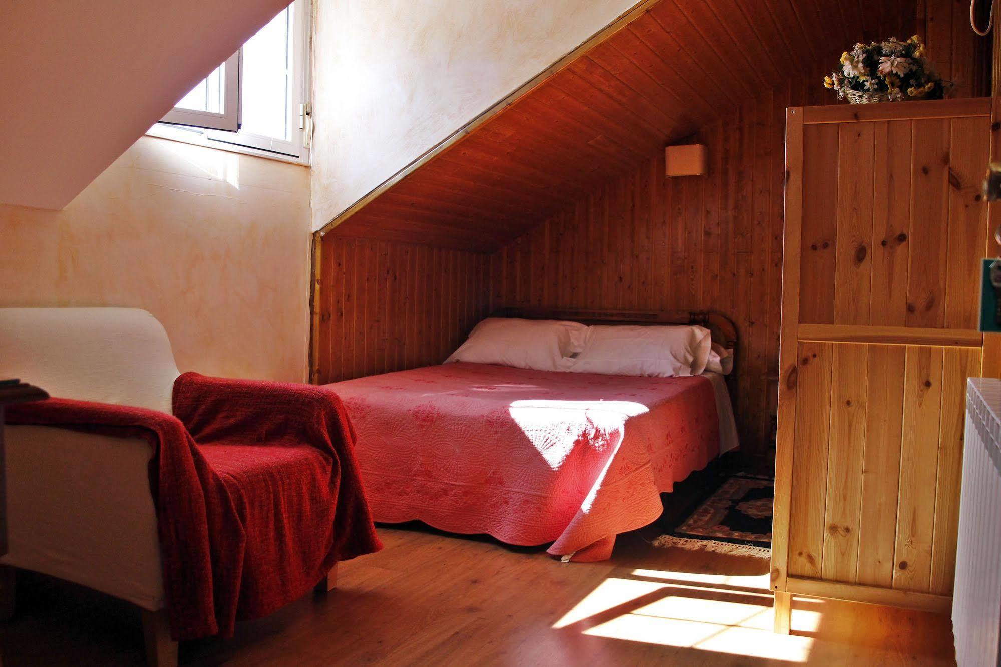 Hostal Martin - Sanabria Ribadelago المظهر الخارجي الصورة